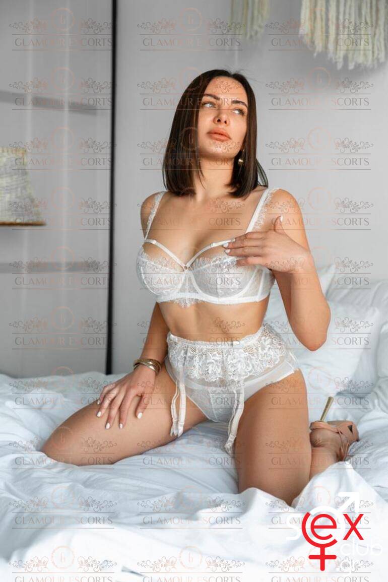 Escort-Vika-2-3390