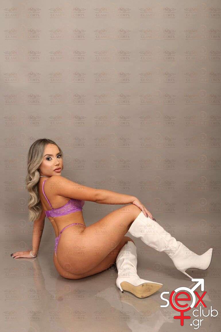 Escort-Juanita-7270