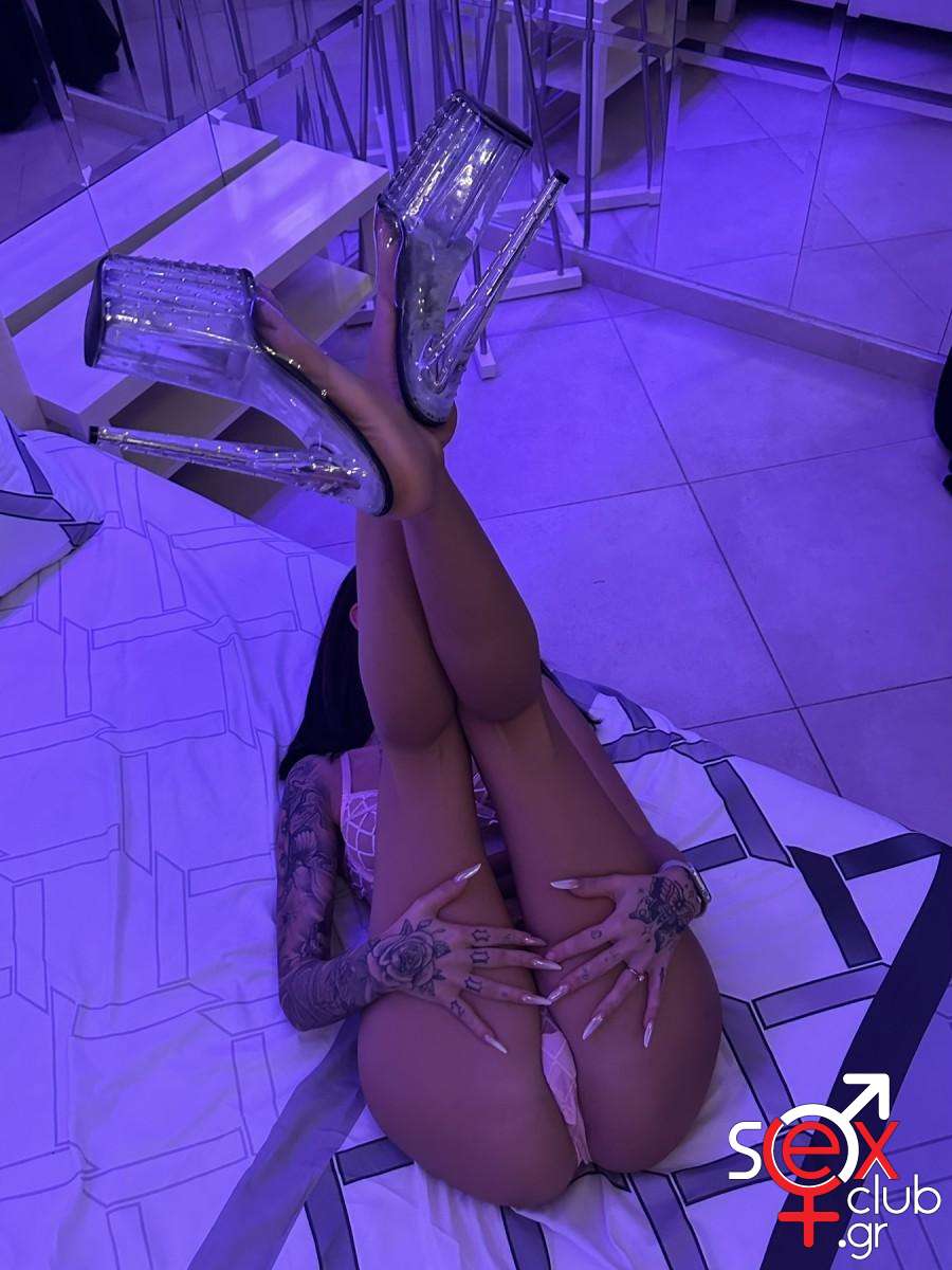 Escort-Tzeni-8305