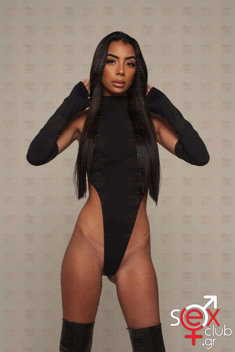 Escort-Jolie-7950