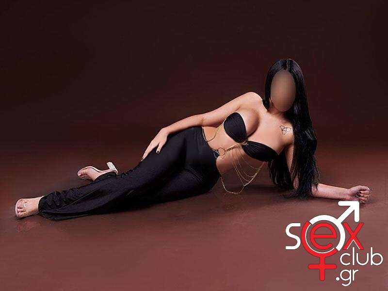 Escort-Άμπυ-8037