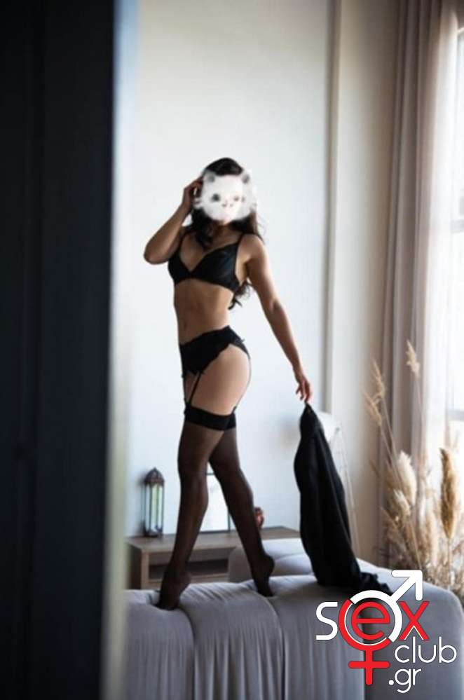 Escort-Maro-8045