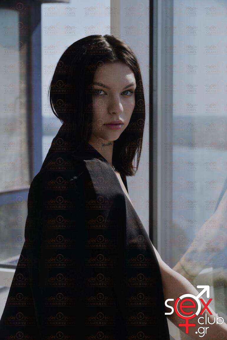 Escort-Eva-14-8231