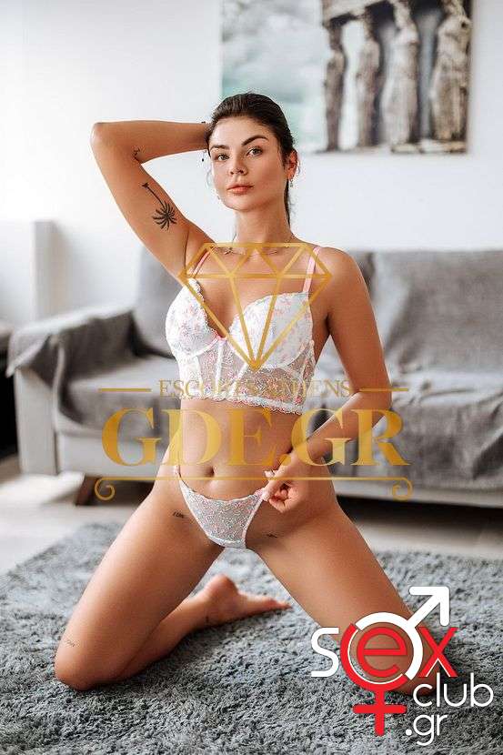 Escort-Kim-2-9364