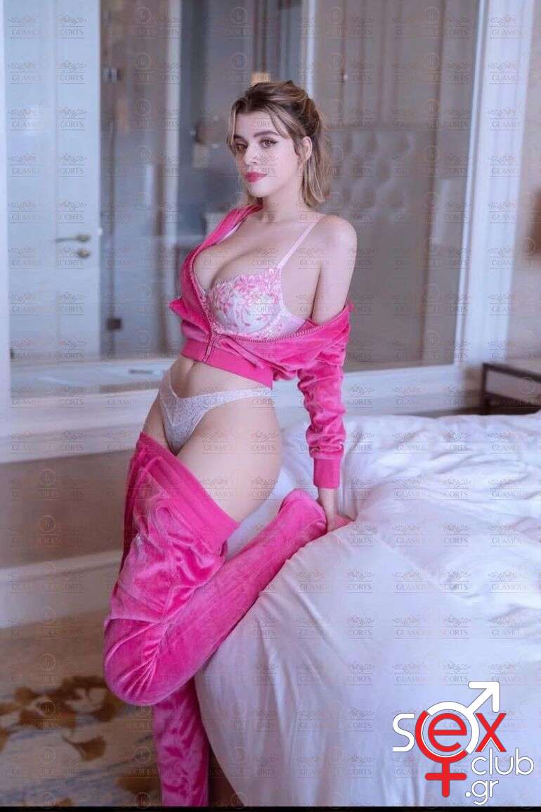 Escort-Julie-9289